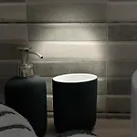 Terra Homes * 아스프로발타